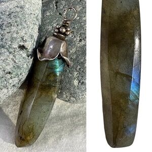 Iridescent Labradorite Silver Floral Pendant Ethereal Fairy Minimalist Mystical